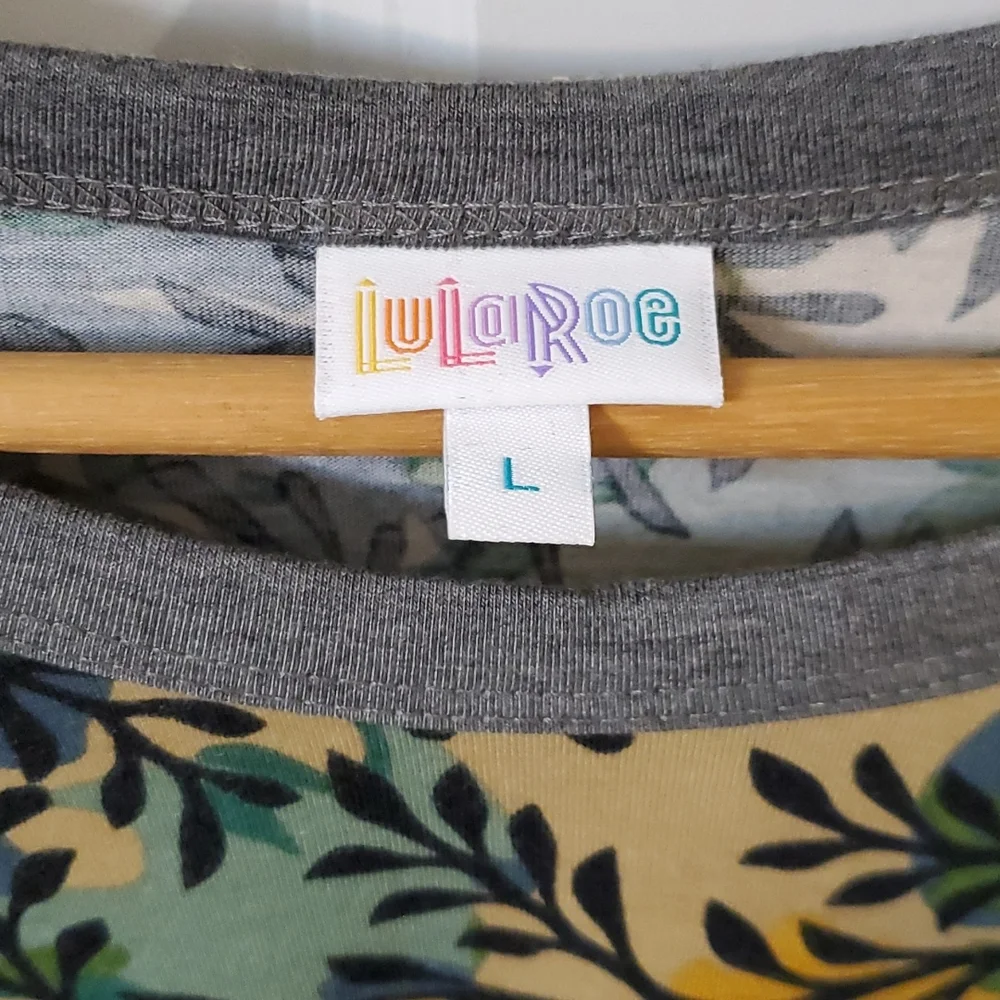 Lularoe Randy - Picture 3 of 4